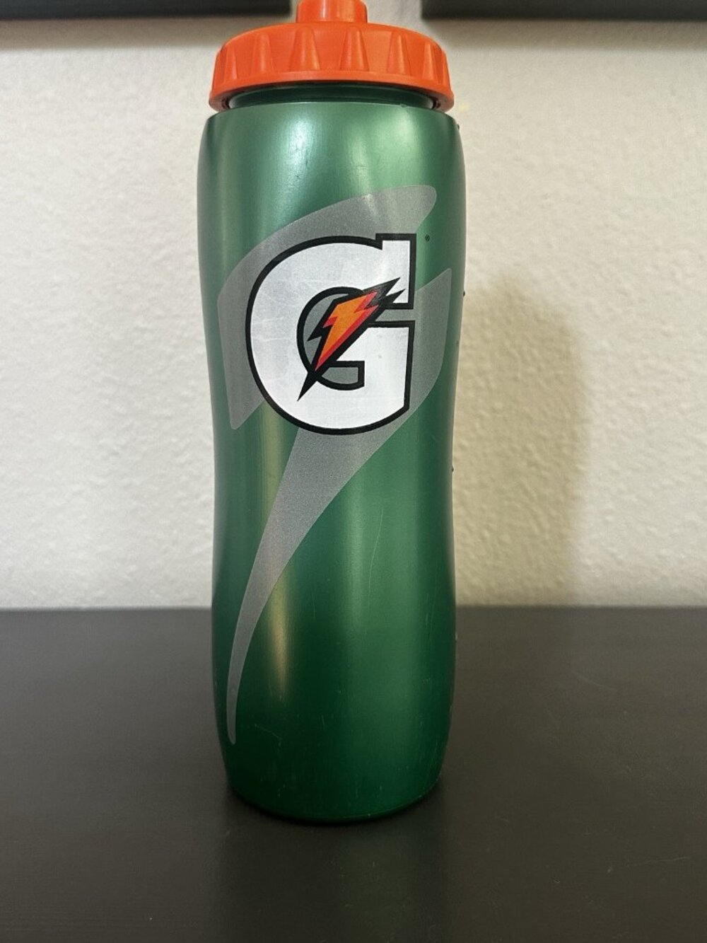 32 fl oz Gatorade Squeeze Water Bottle Sports Drink